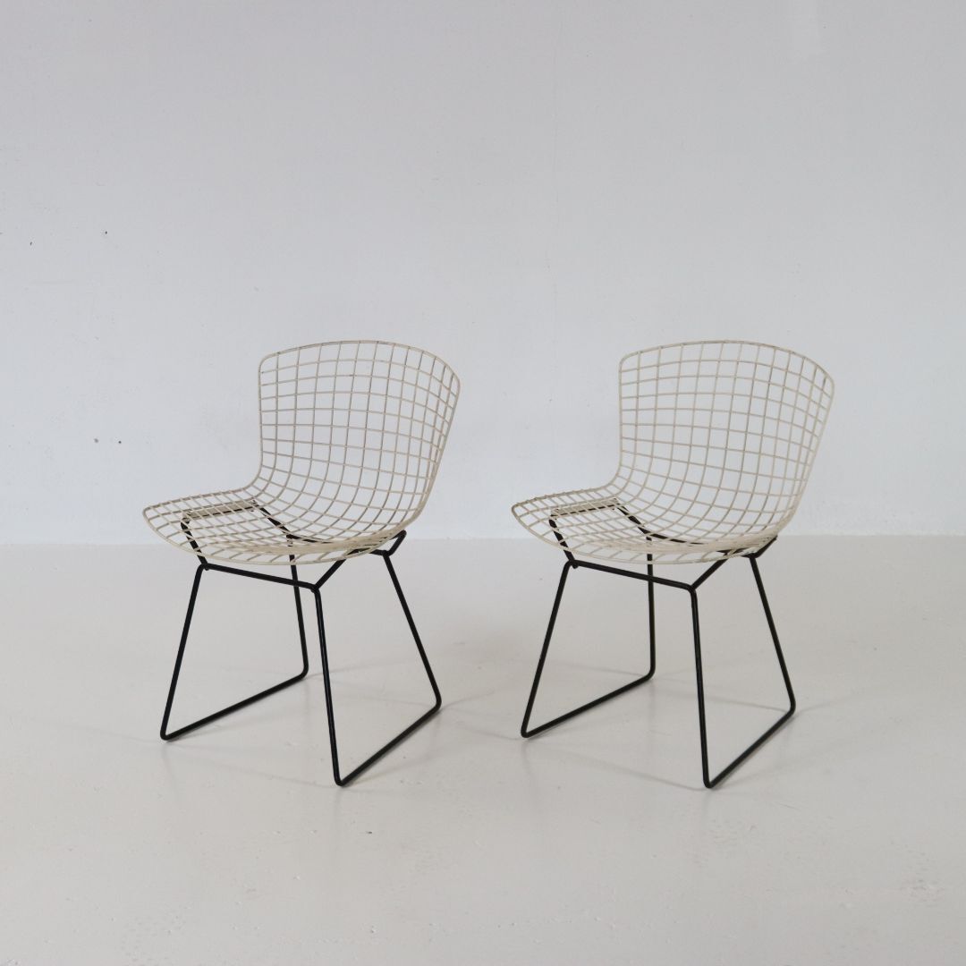 Harry Bertoia model 240 wire chair Knoll