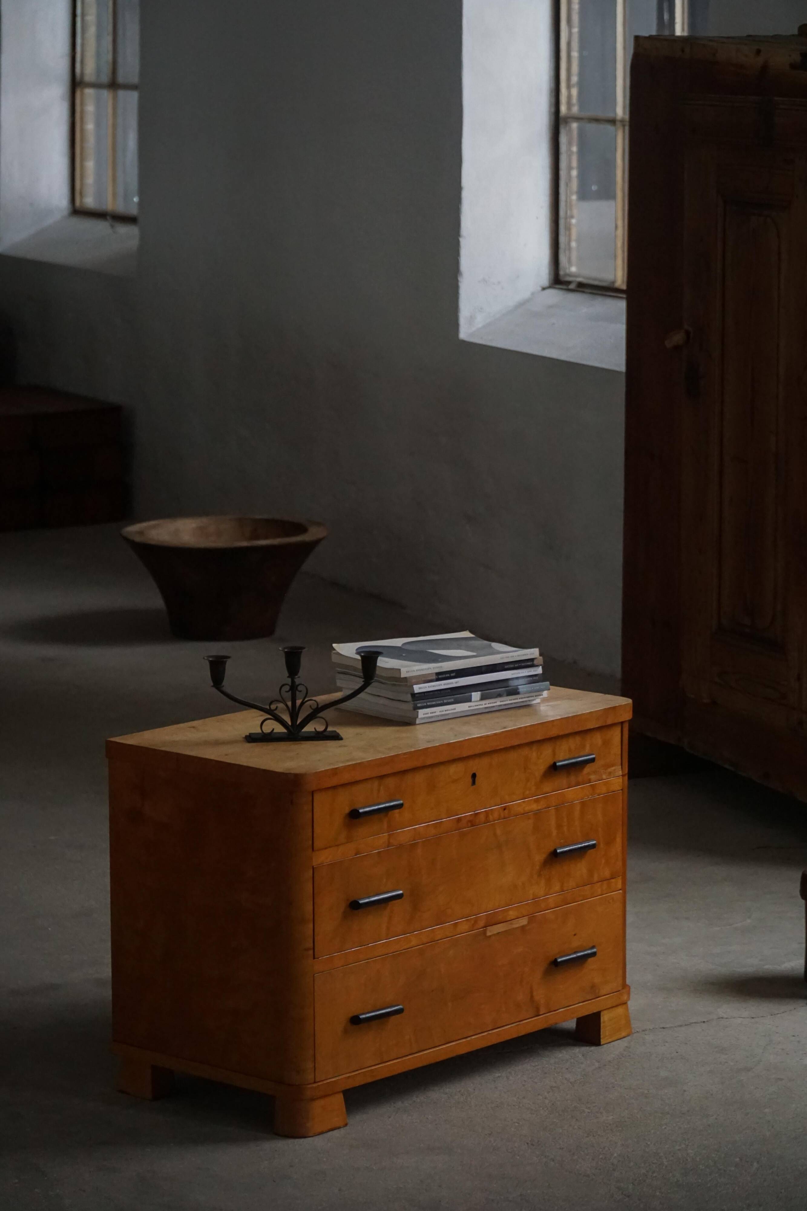 Scandinavian functionalism / Art Deco, Birch chest of drawers, 1930s–40s