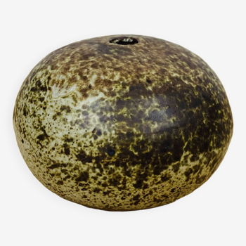 Soliflore pyrite sandstone ball vase