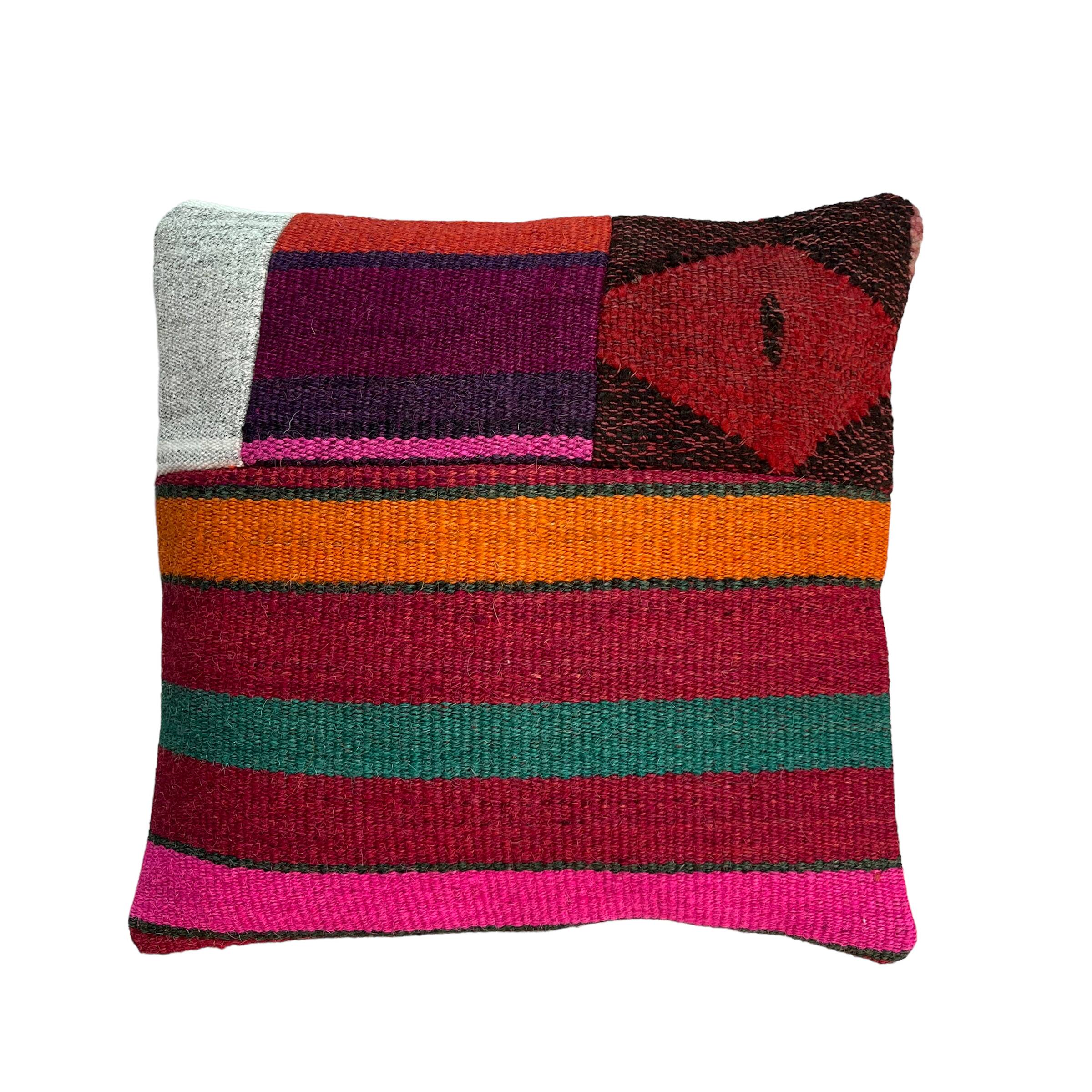 Vintage turkish kilim cushion cover , 40 x 40 cm