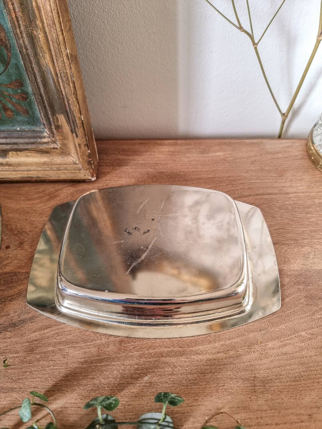 Silver metal butter dish, hazelnut handle