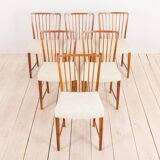 Set of 6 walnut dining chairs in boucle by Frits Henningsen, Denmark, 50s