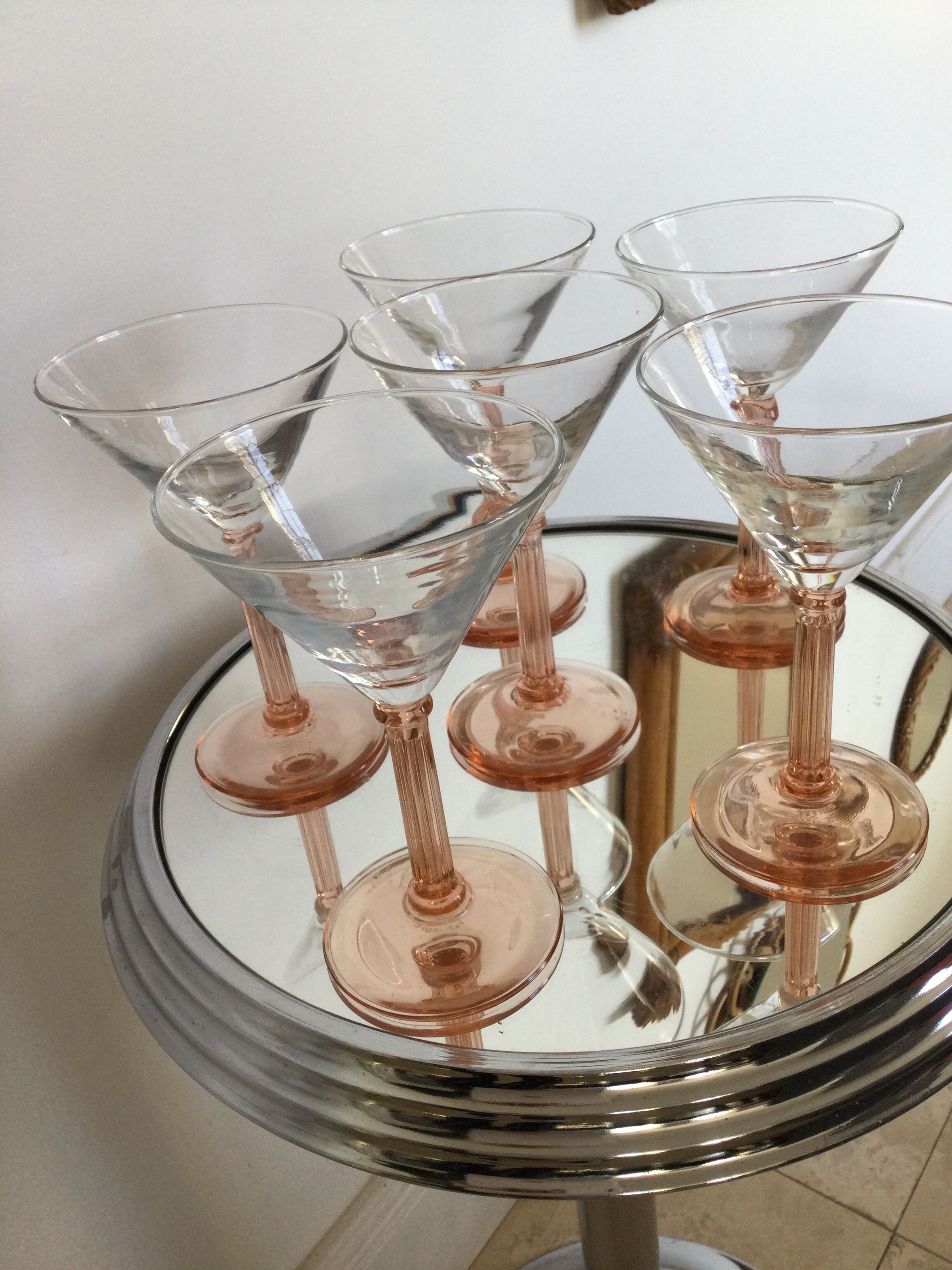 Verres sur pieds vintage