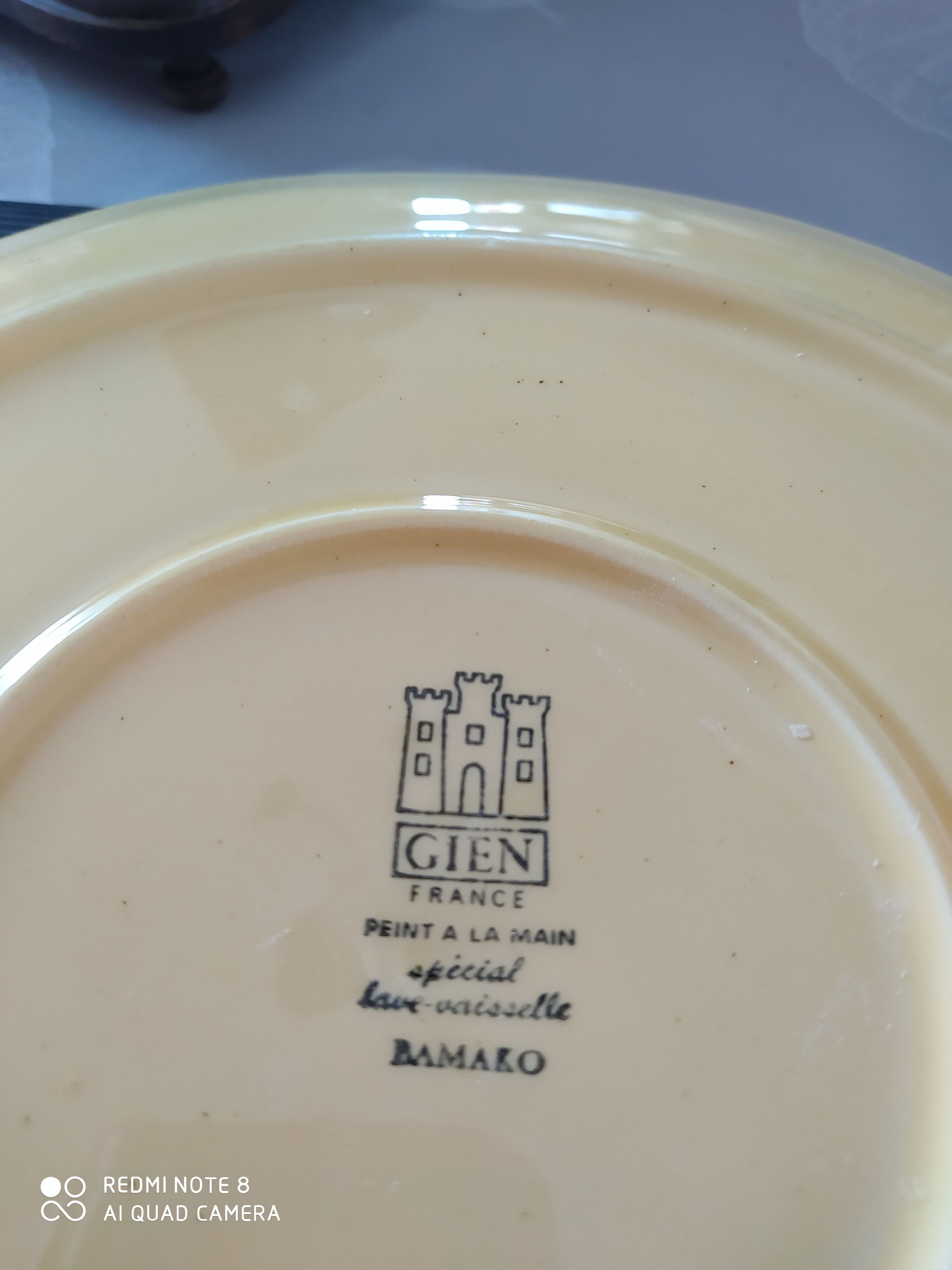 Vintage Gien pie dish
