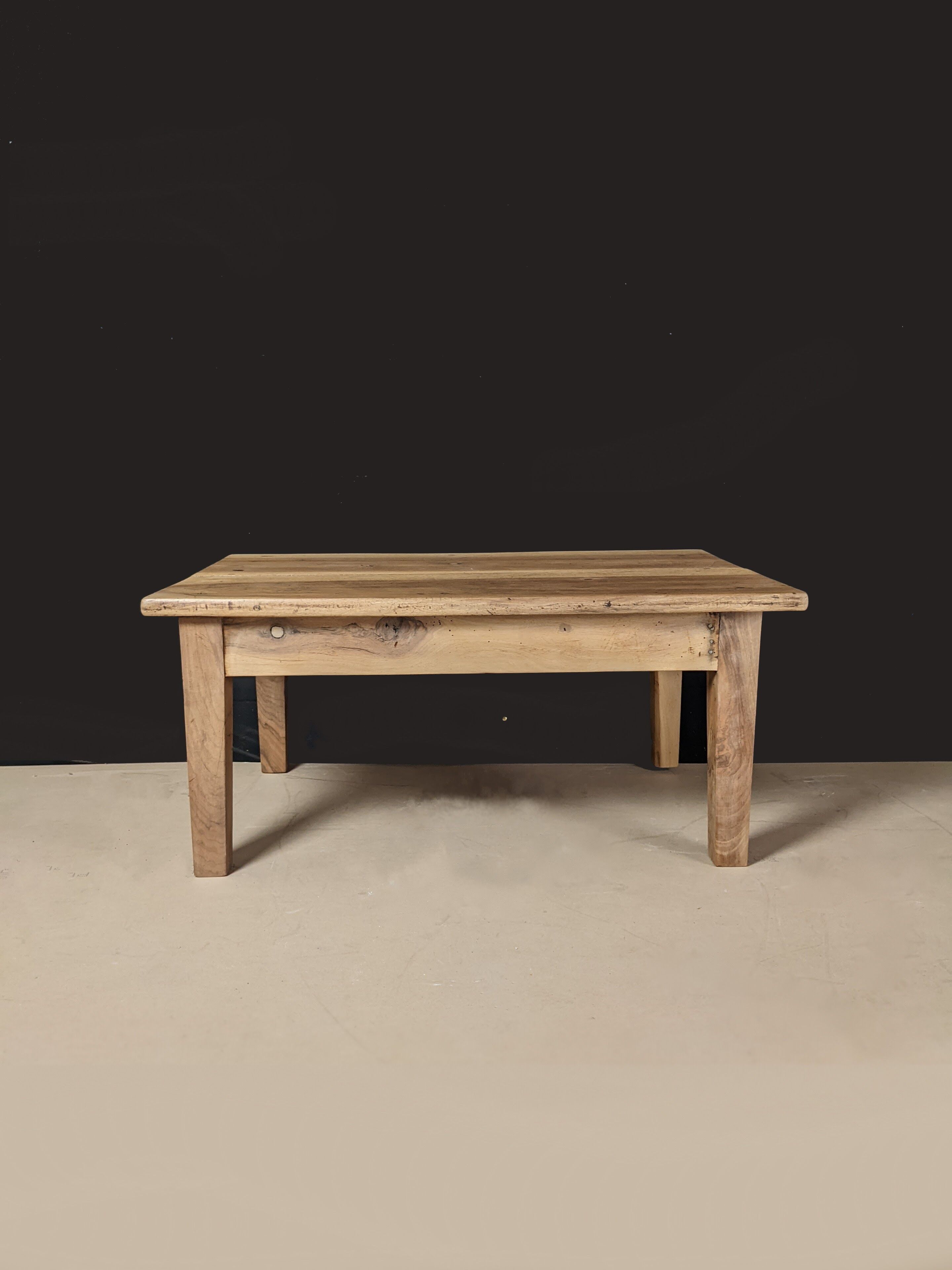 Table de ferme basse