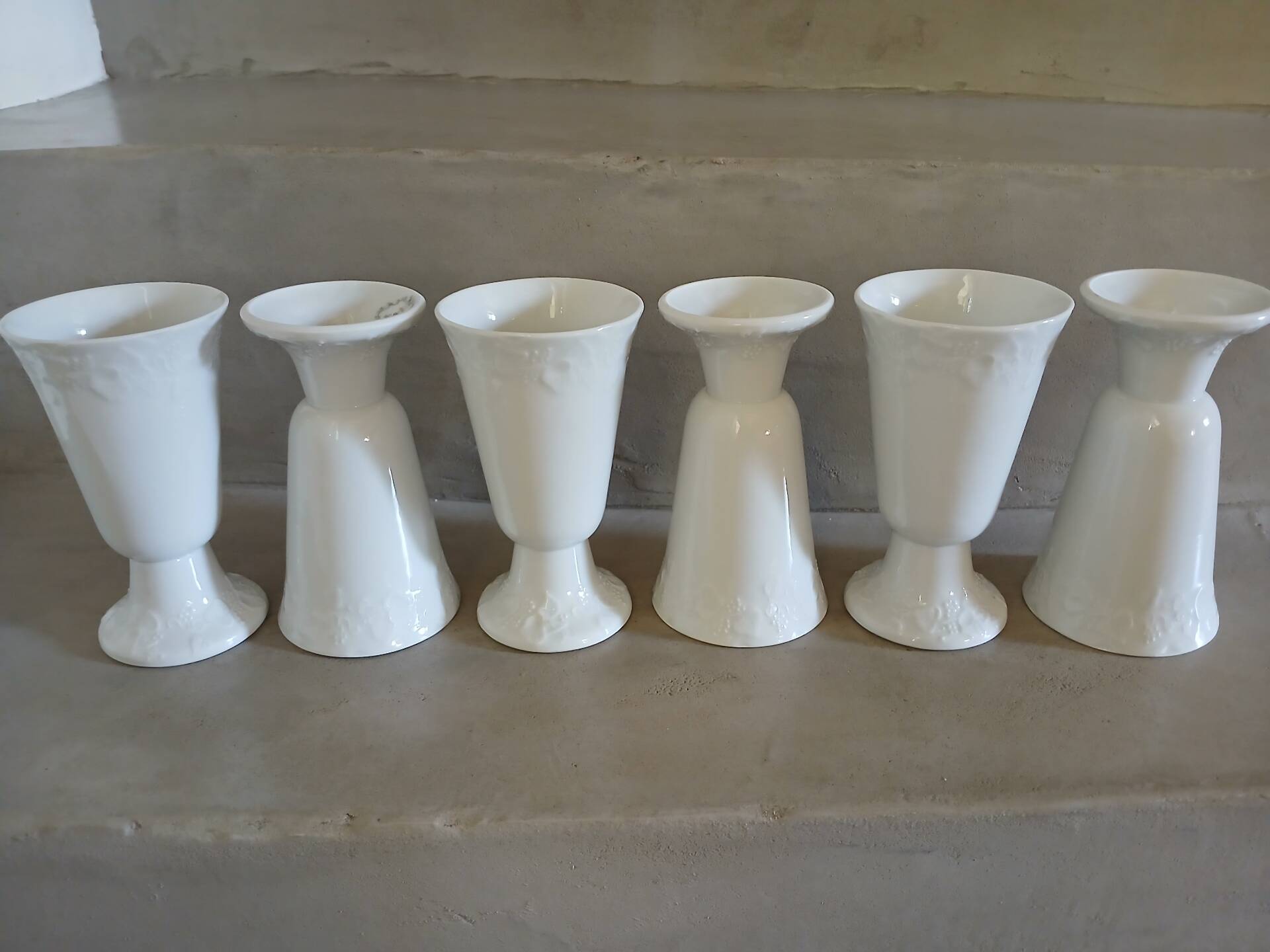 6 mazagrans/ mugs in white porcelain