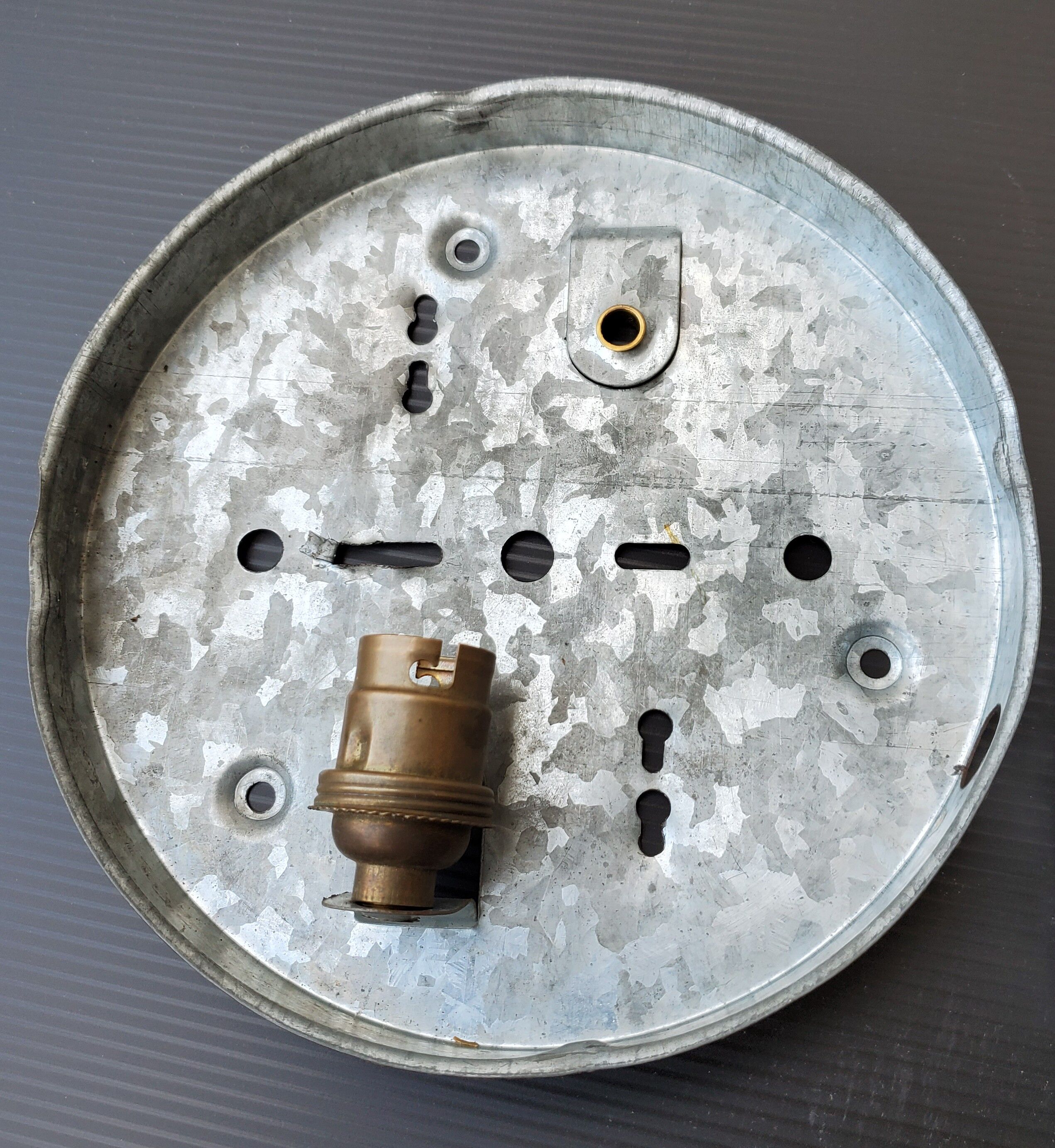 Large moulded glass ceiling