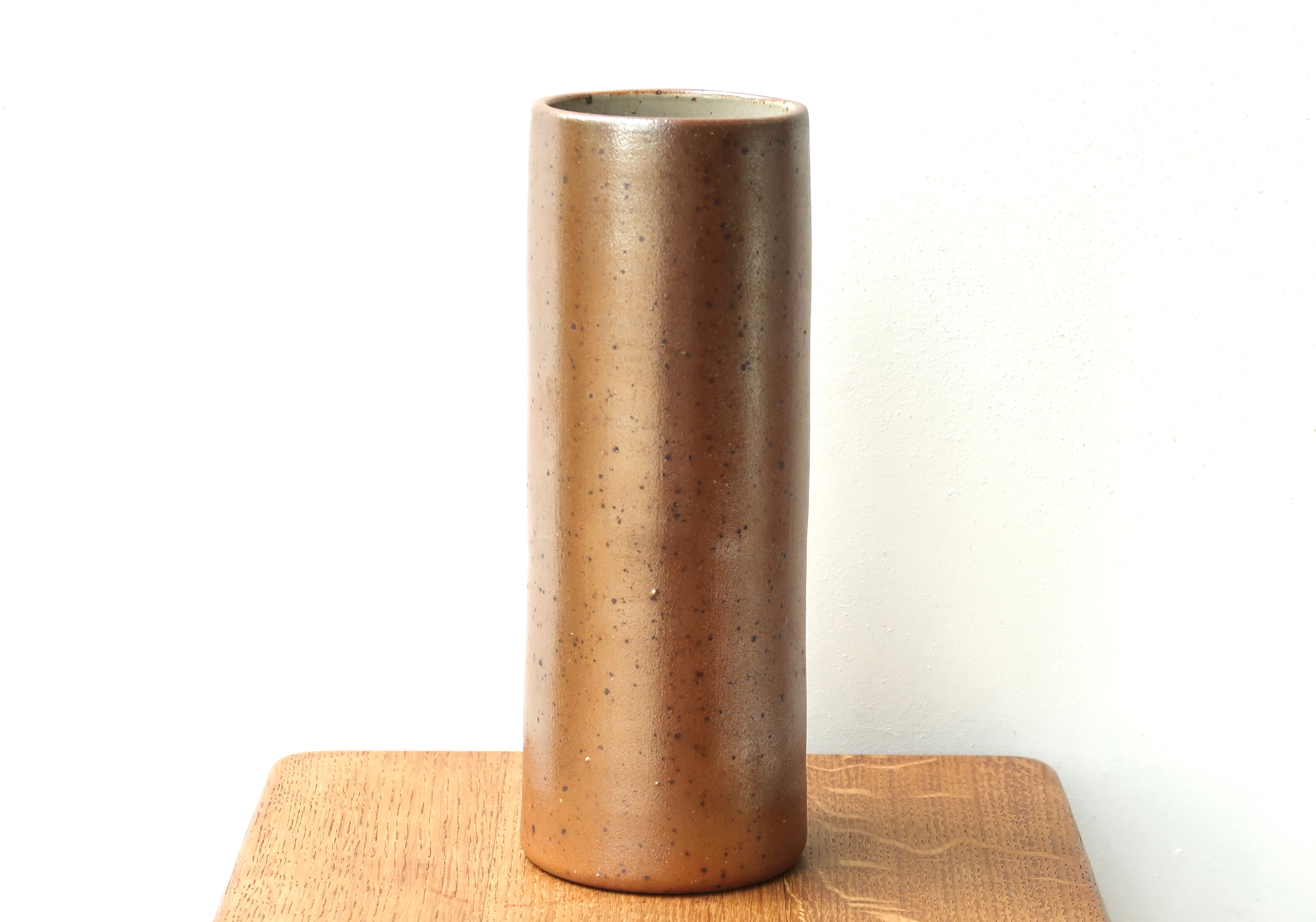 Sandstone roller vase, 70s