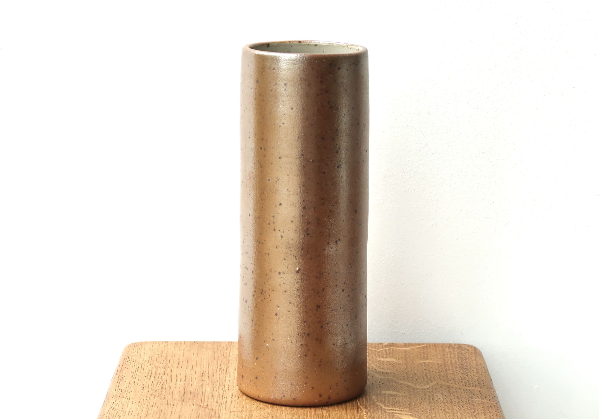 Sandstone roller vase, 70s