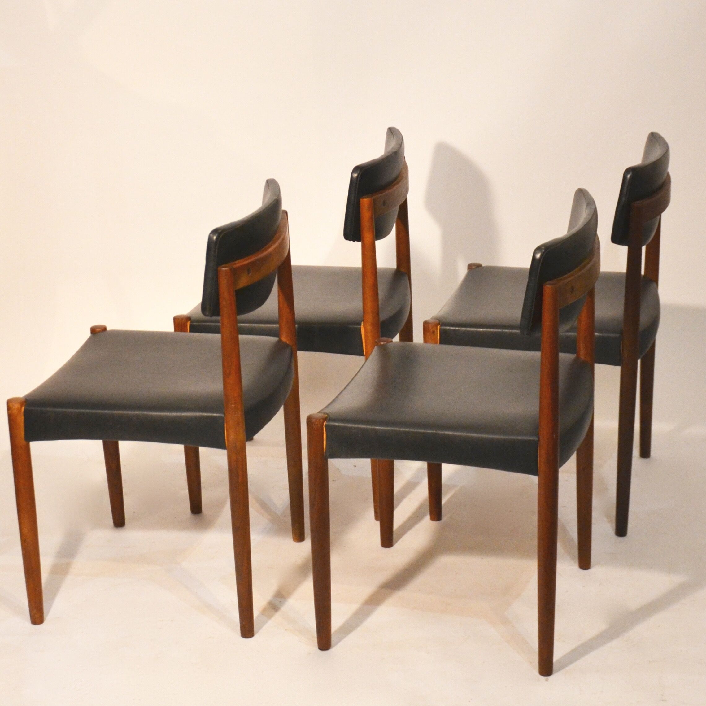 Set of 4 chairs Scandinavian teak