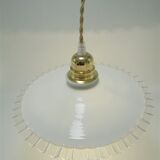 Toothed opaline suspension