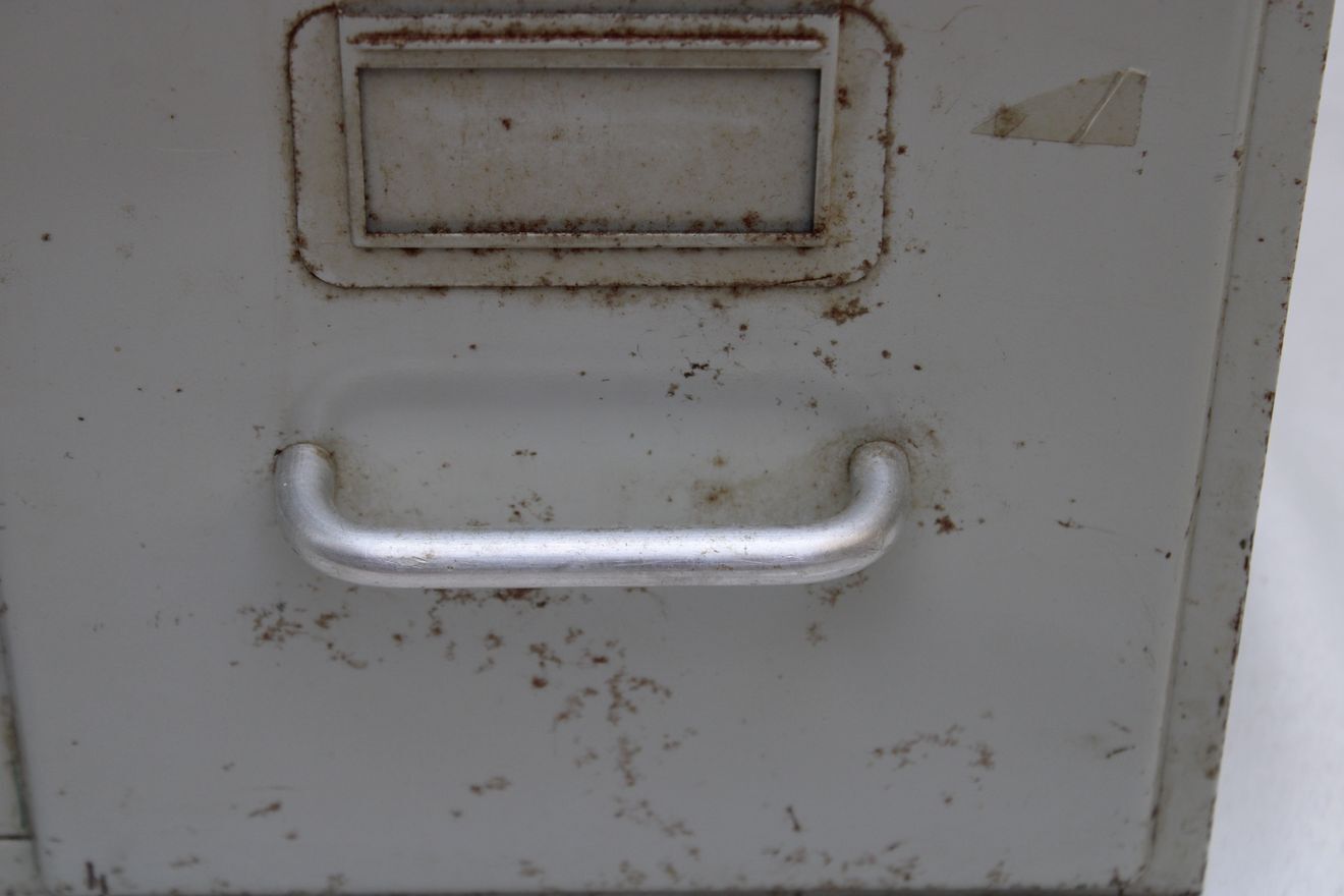 Metal locker