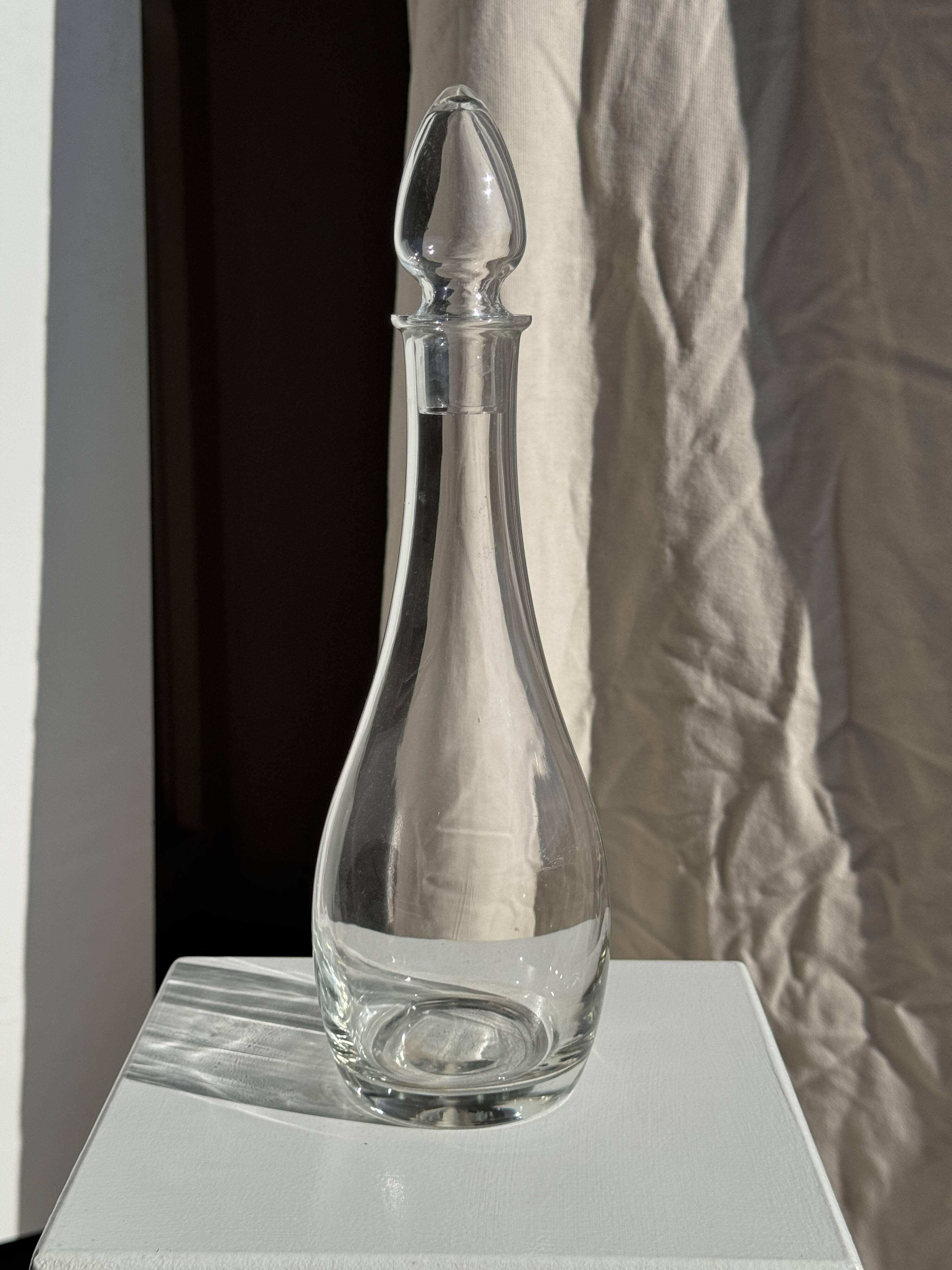 Glass carafe with stopper D11 H35.5