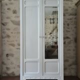 Armoire parisienne