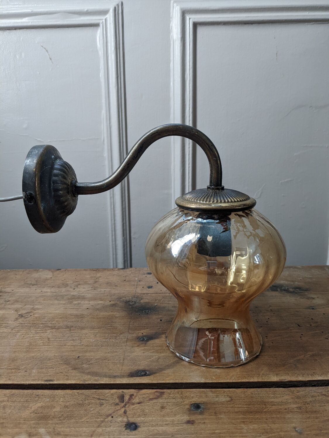 Vintage wall lamp