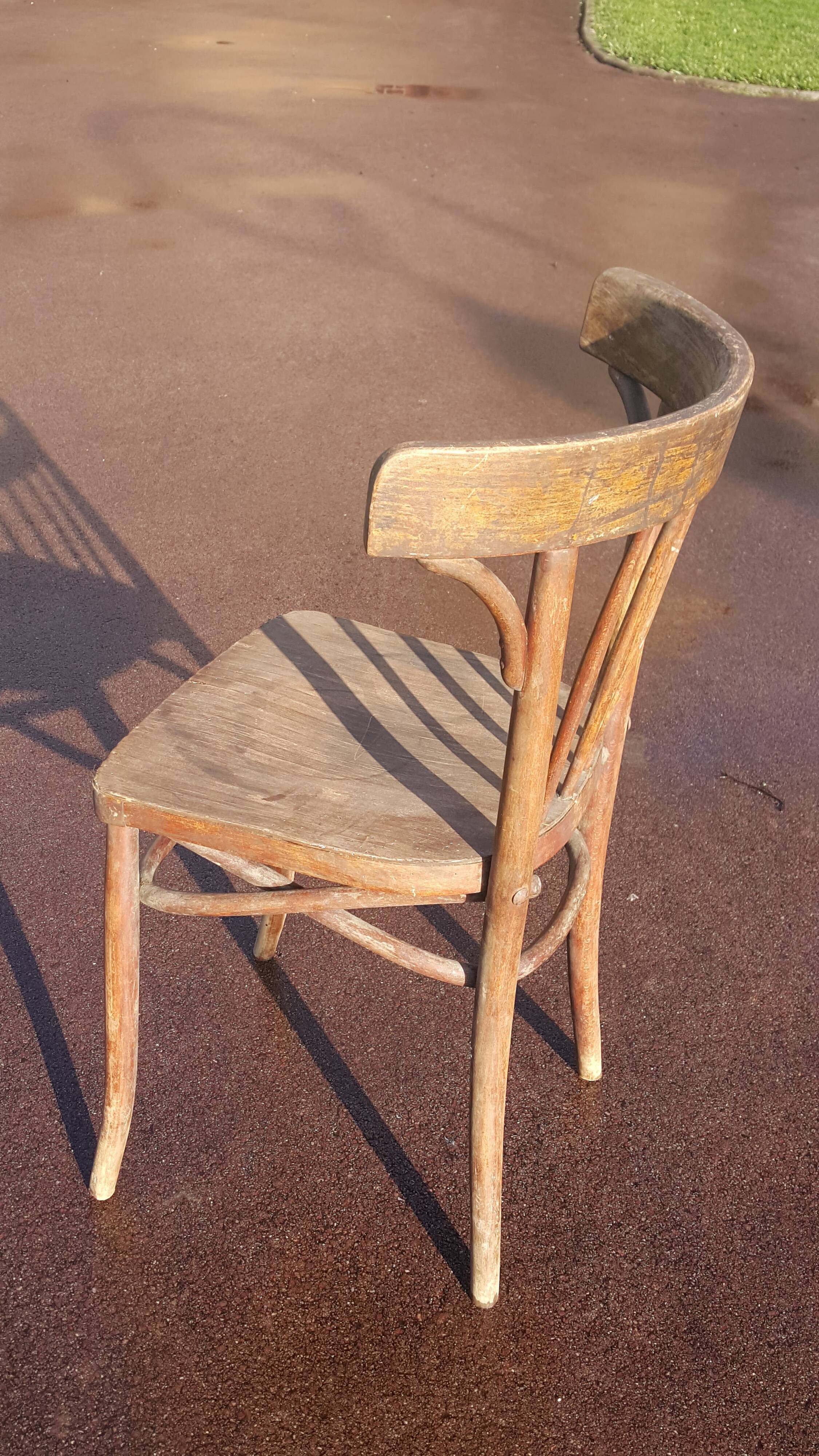 Chaise de bistrot 1930