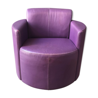 Bagatelle armchair by Steiner in purple leather
