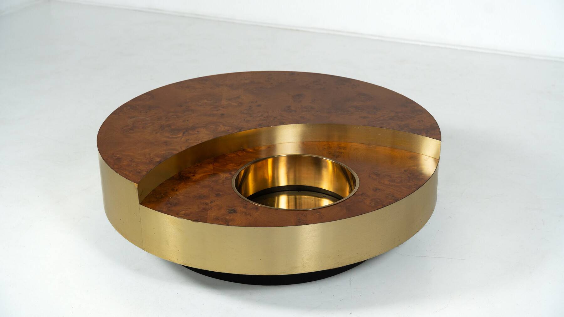 Trg" circular coffee table with bar by willy rizzo, 1970