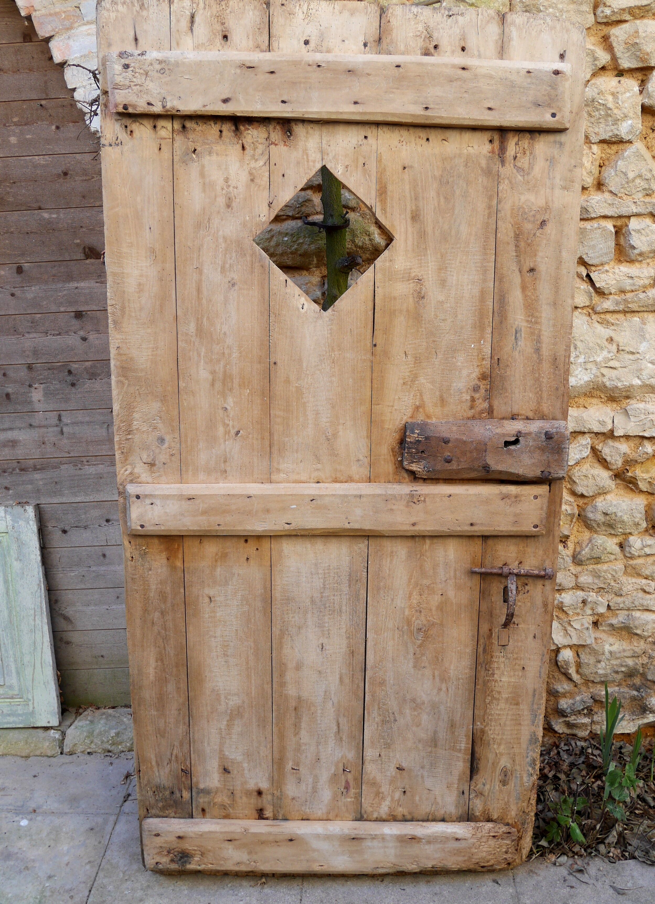 Ancienne porte de ferme cave  bois orme