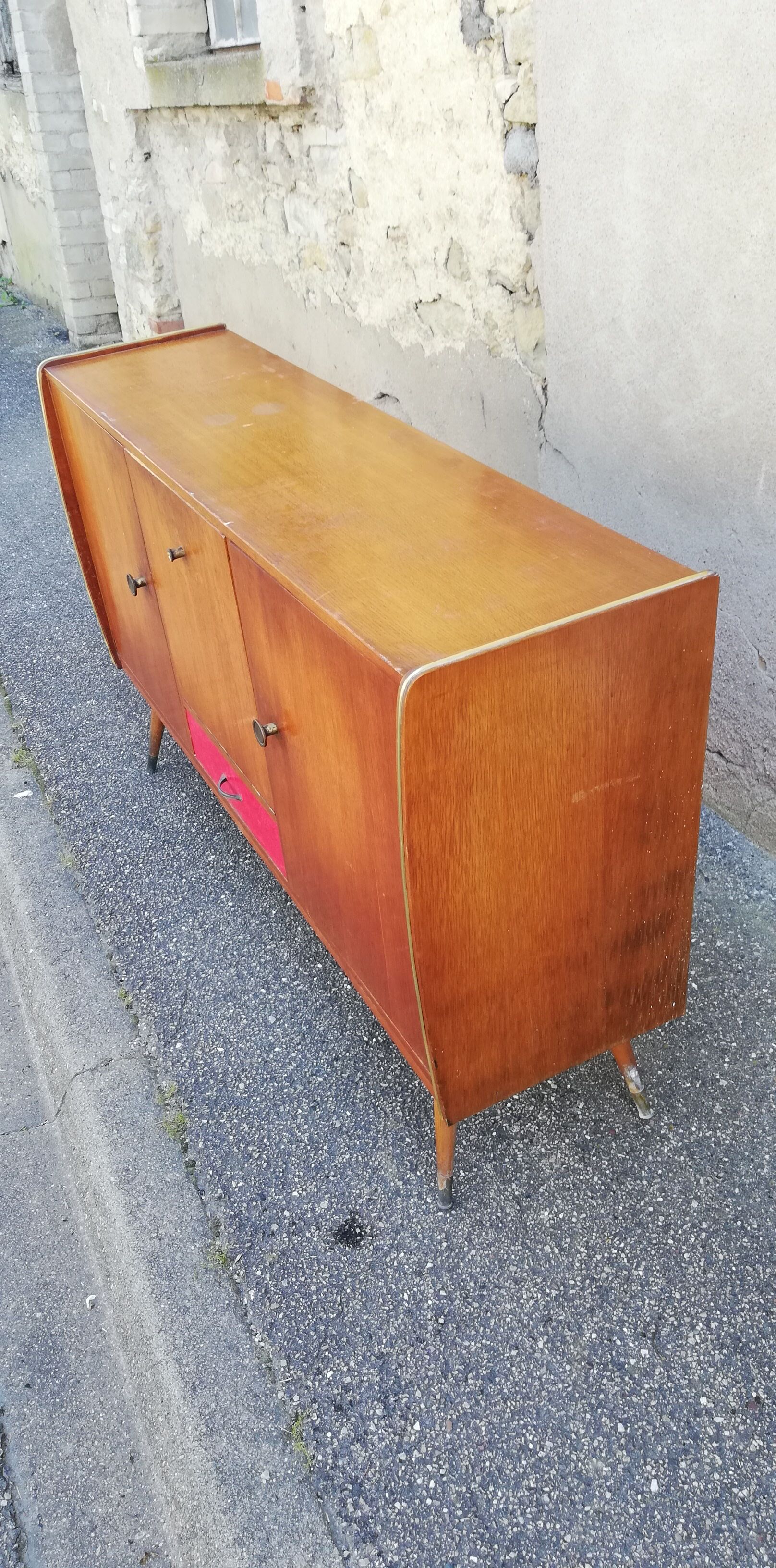 Vintage 2-door sideboard