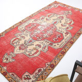 Madallion oriental vintage carpet