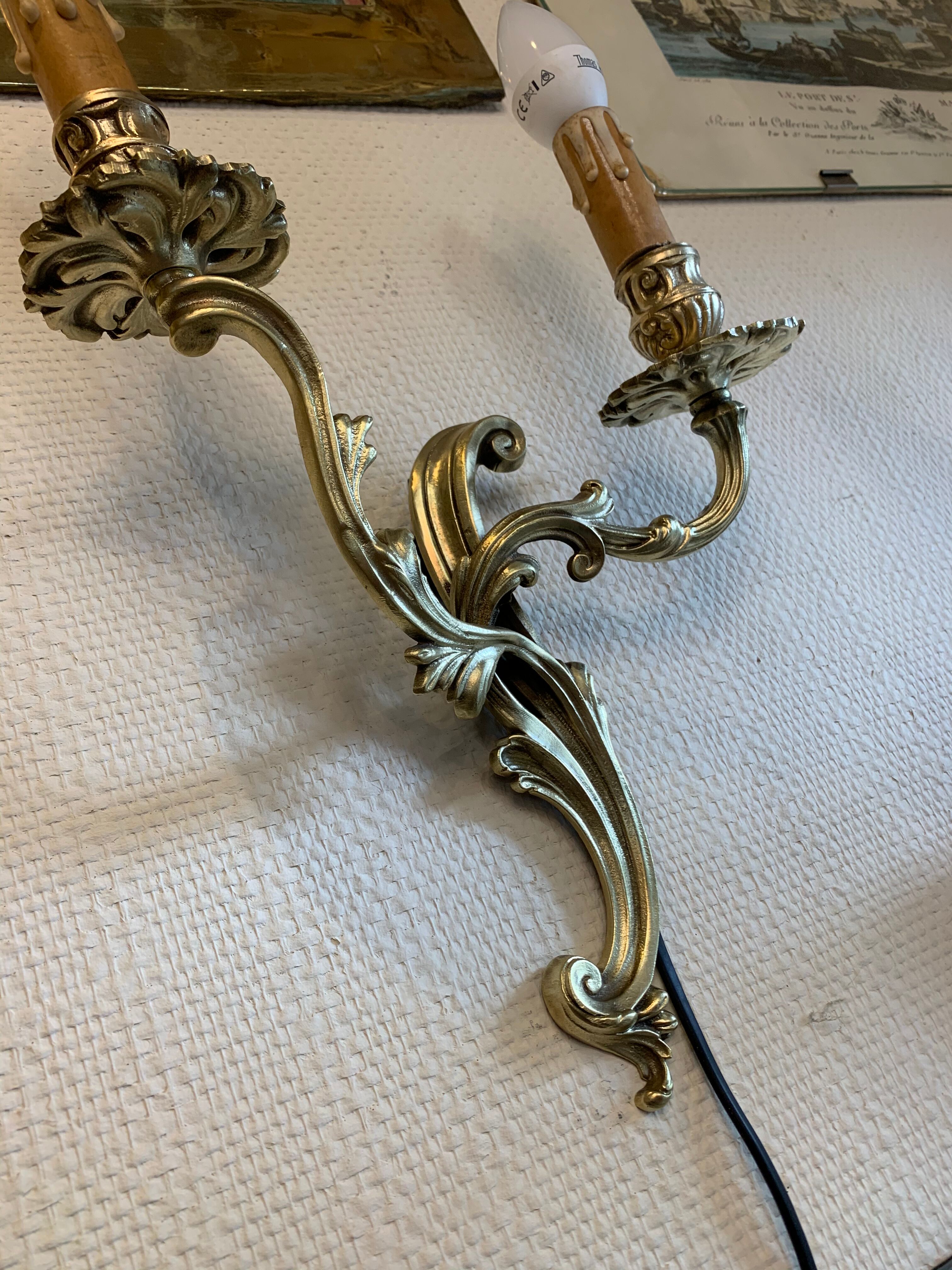 Pair of wall light in Bronze Louis XVI