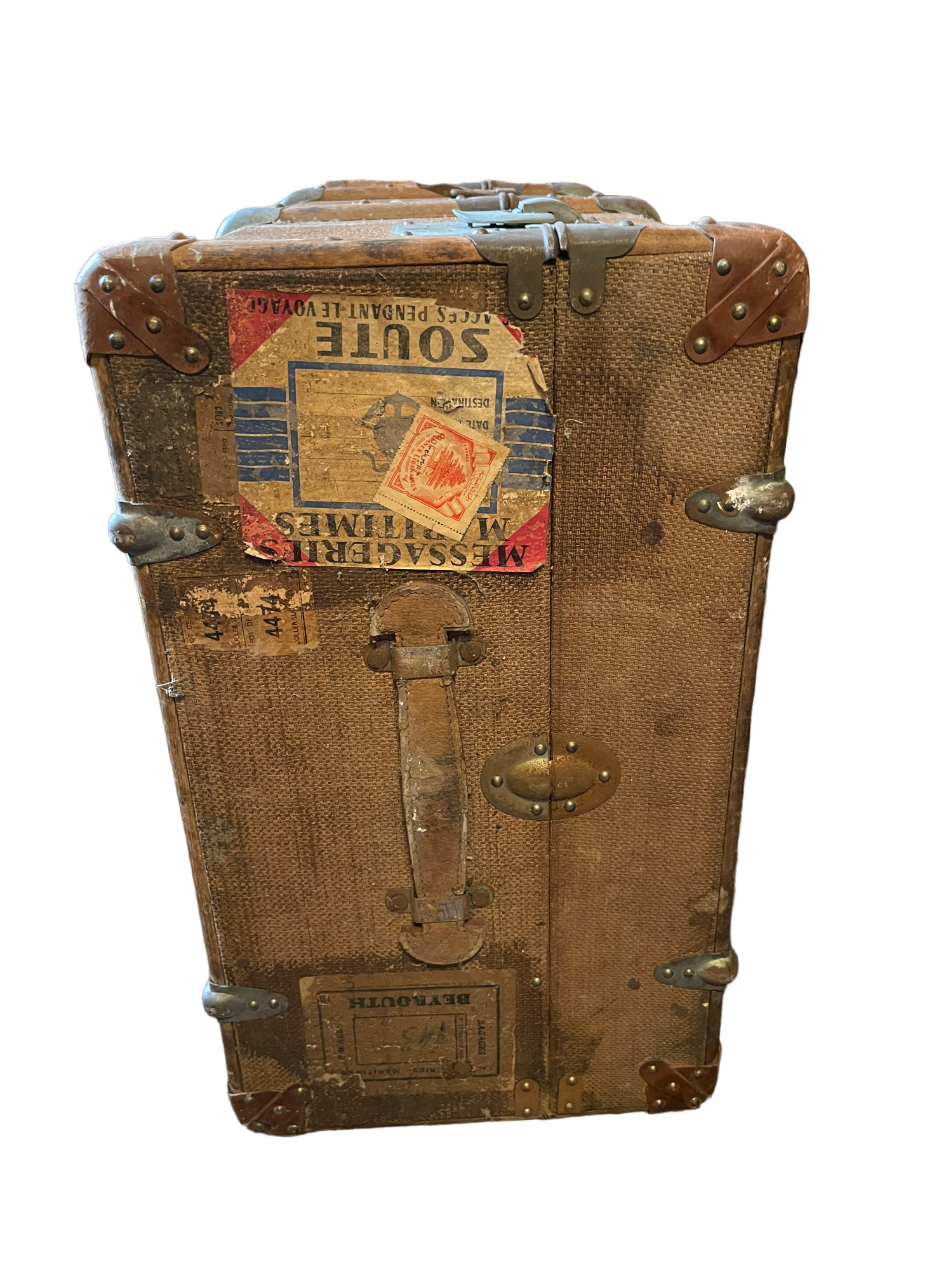 Old flat trunk totally covered with jute and wooden sleepers