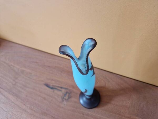 Vase soliflore en pâte verre dégagé à l'acide par Richard pour Loetz - 1920