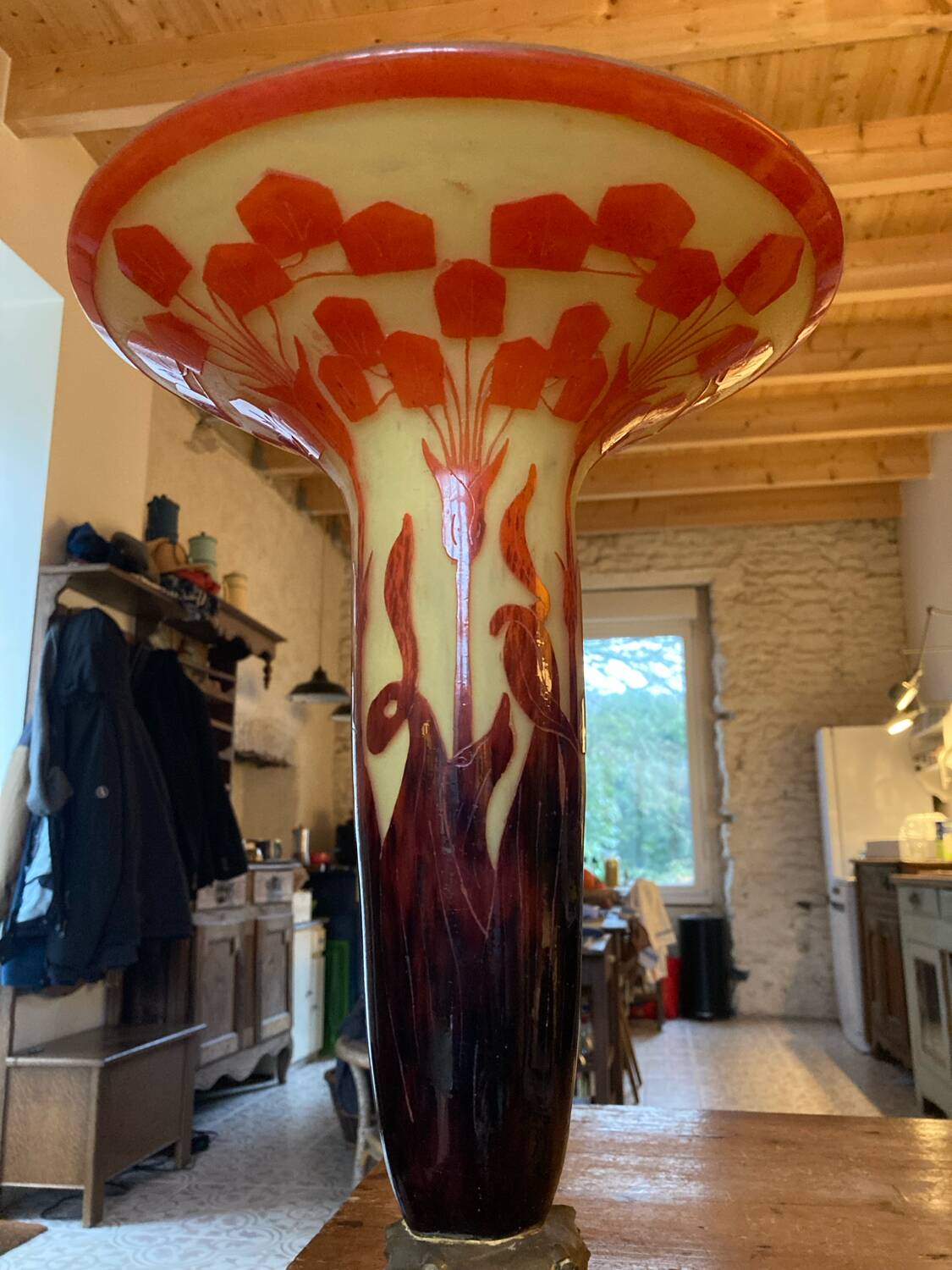 Marbled glass corolla cup. The French Glass.