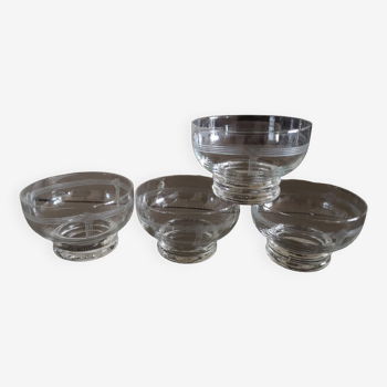 Set of 4 engraved crystal bowls - 1920s/1930s