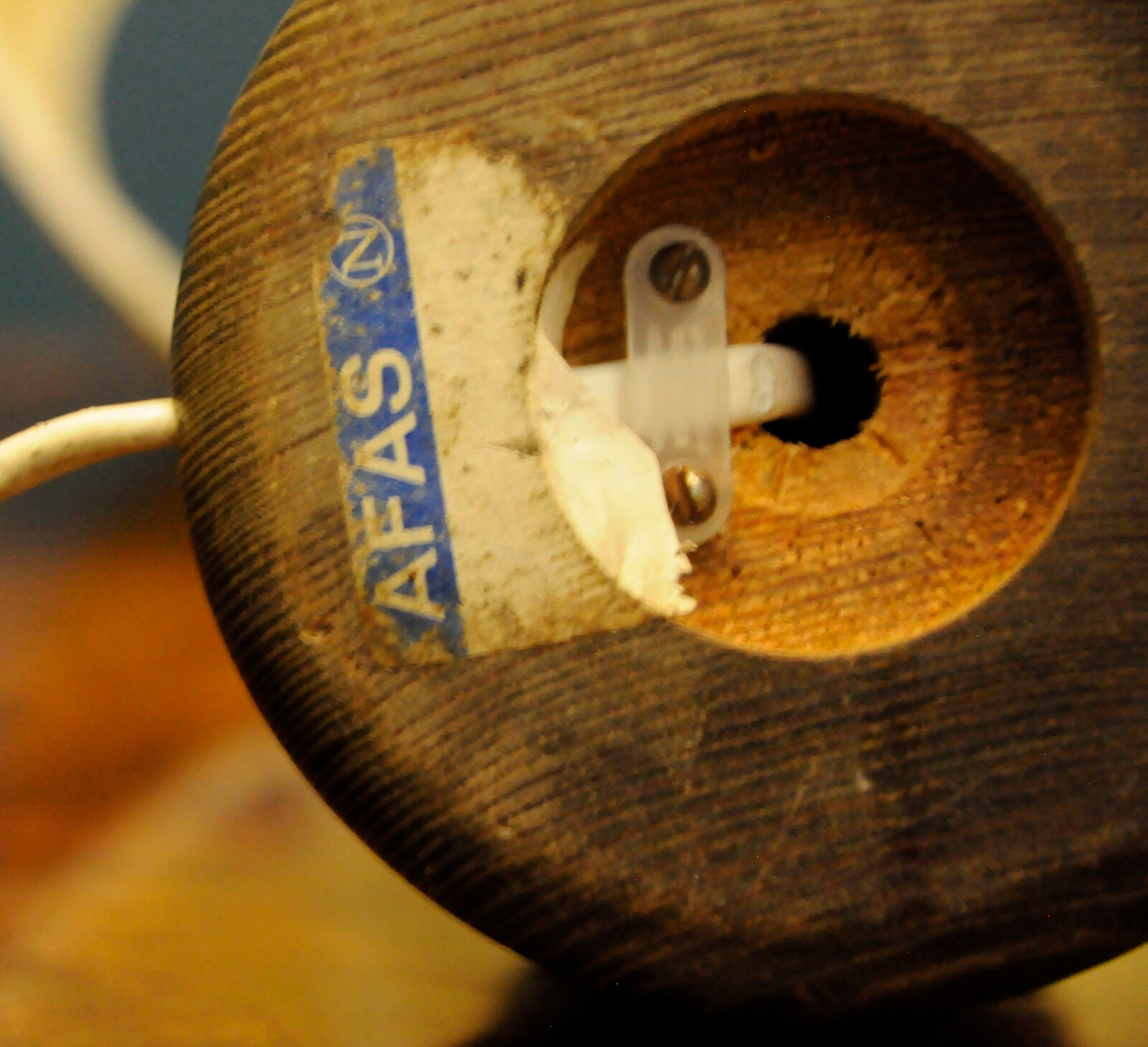 Sygnowana Drewniana Lampa AFAS