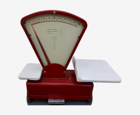 Old countertop scale moreau cachan lacquered red