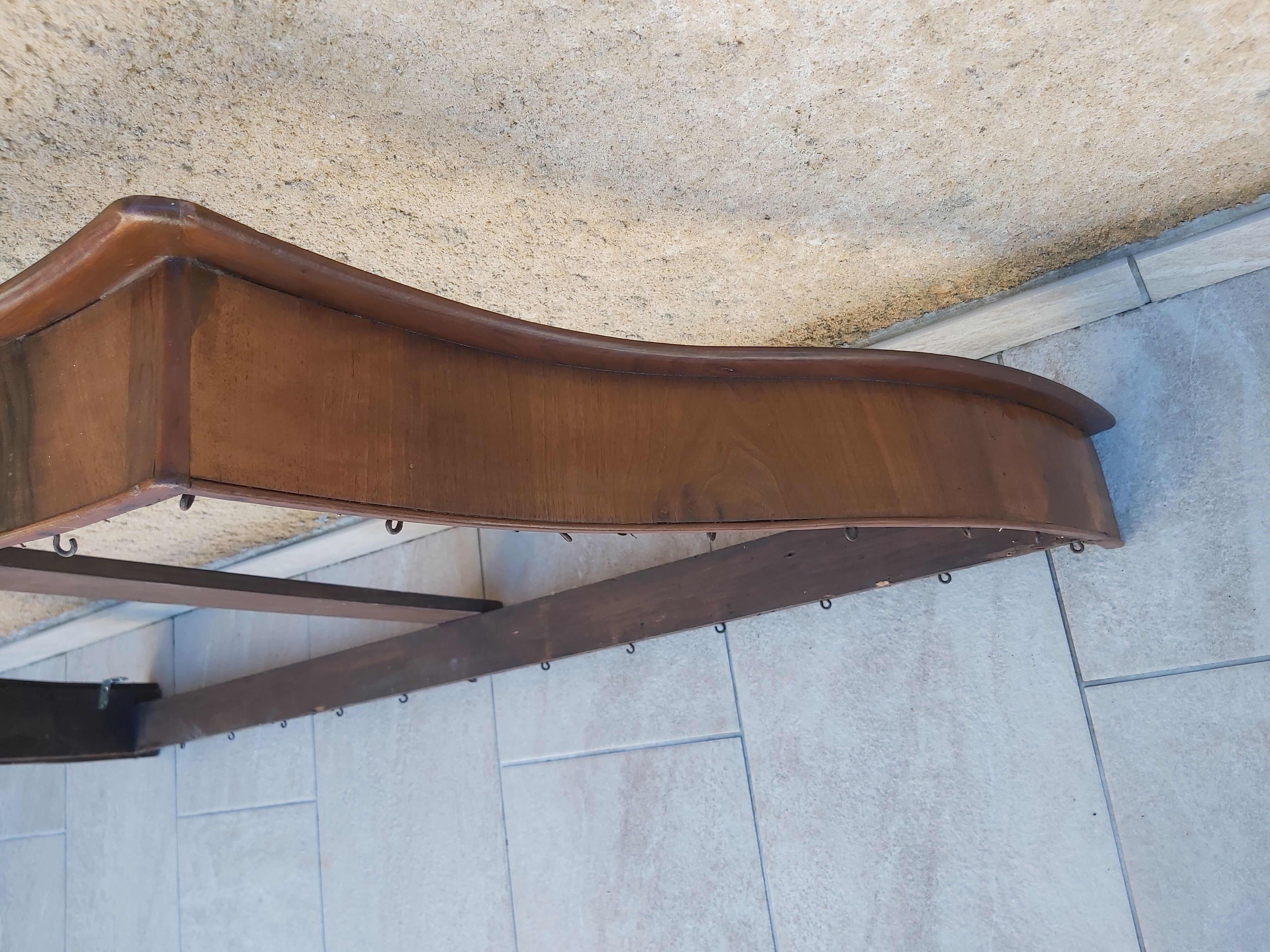 Louis Philippe bed sky in walnut