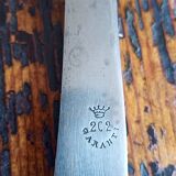 10 horn handle knives including 4 Berthier Valence - 5 logo with the crown 202