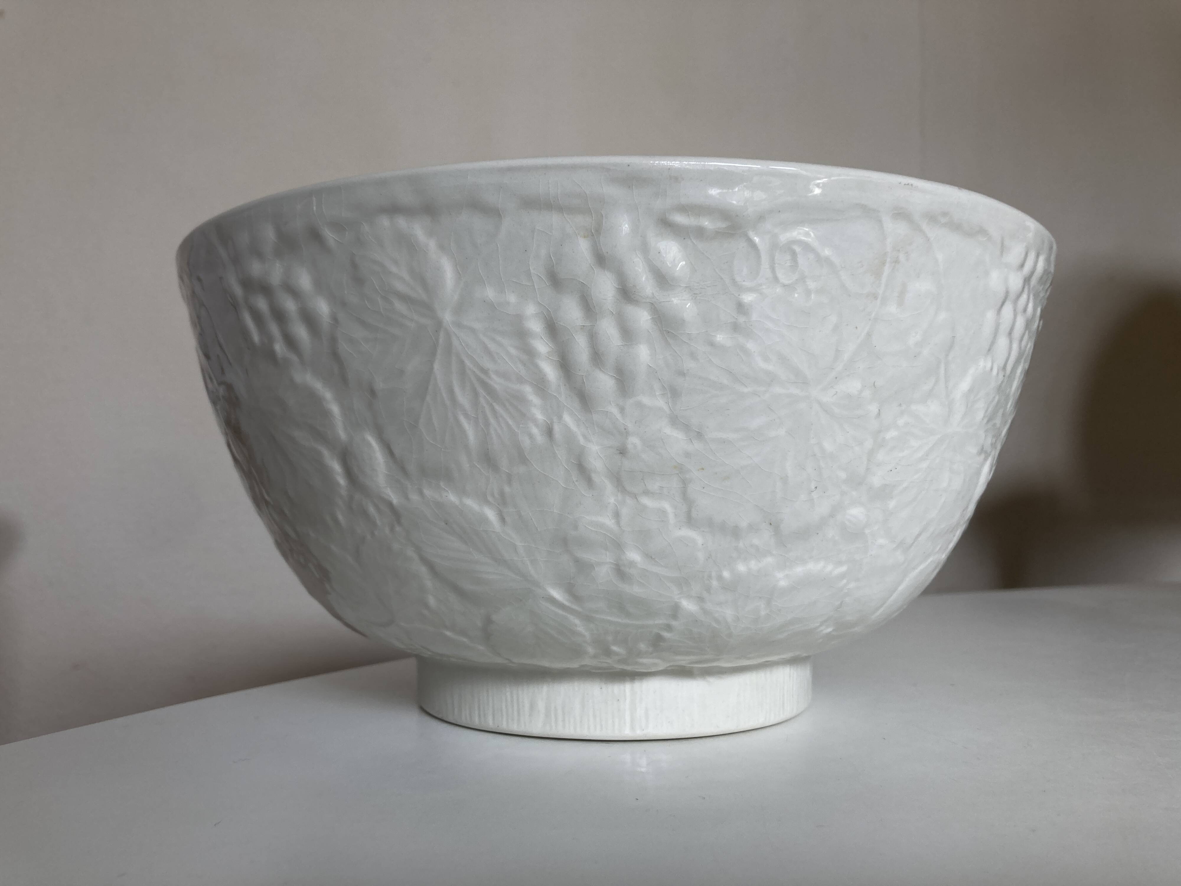 Burleigh Davenport English earthenware salad bowl with vine leaf and strawberry relief