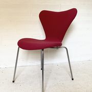 Pink chair 3107 by Arne Jacobsen