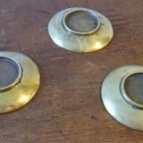 Bronze bowl decorated with fleur-de-lis