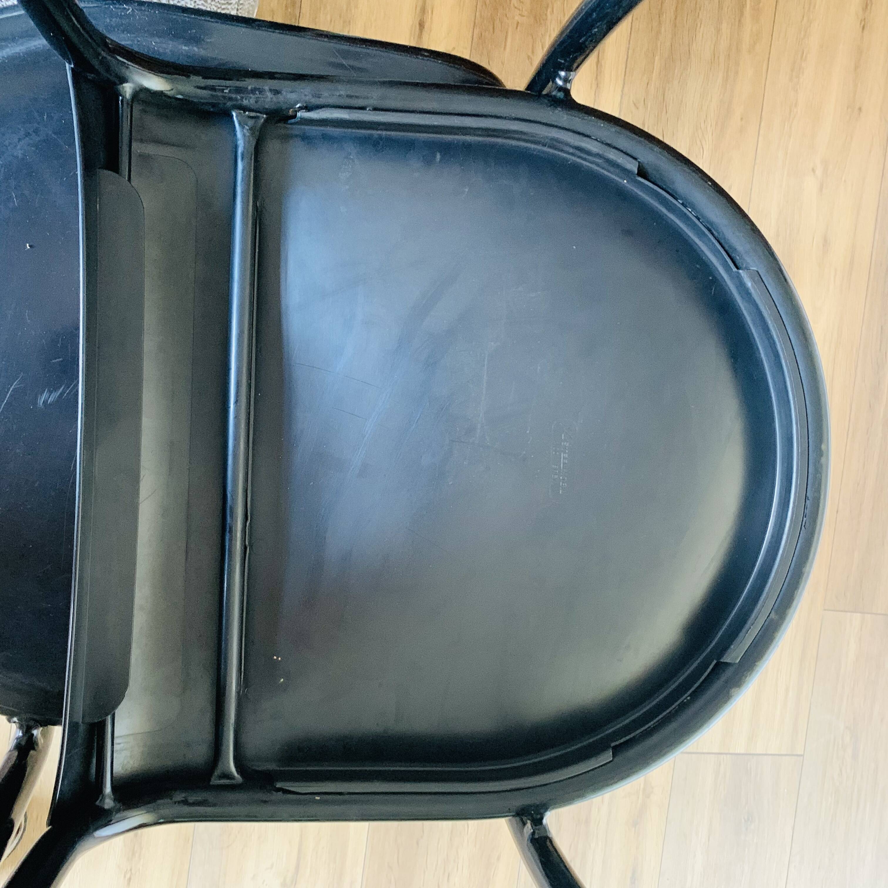 Set of 4 Steelmobil black chairs