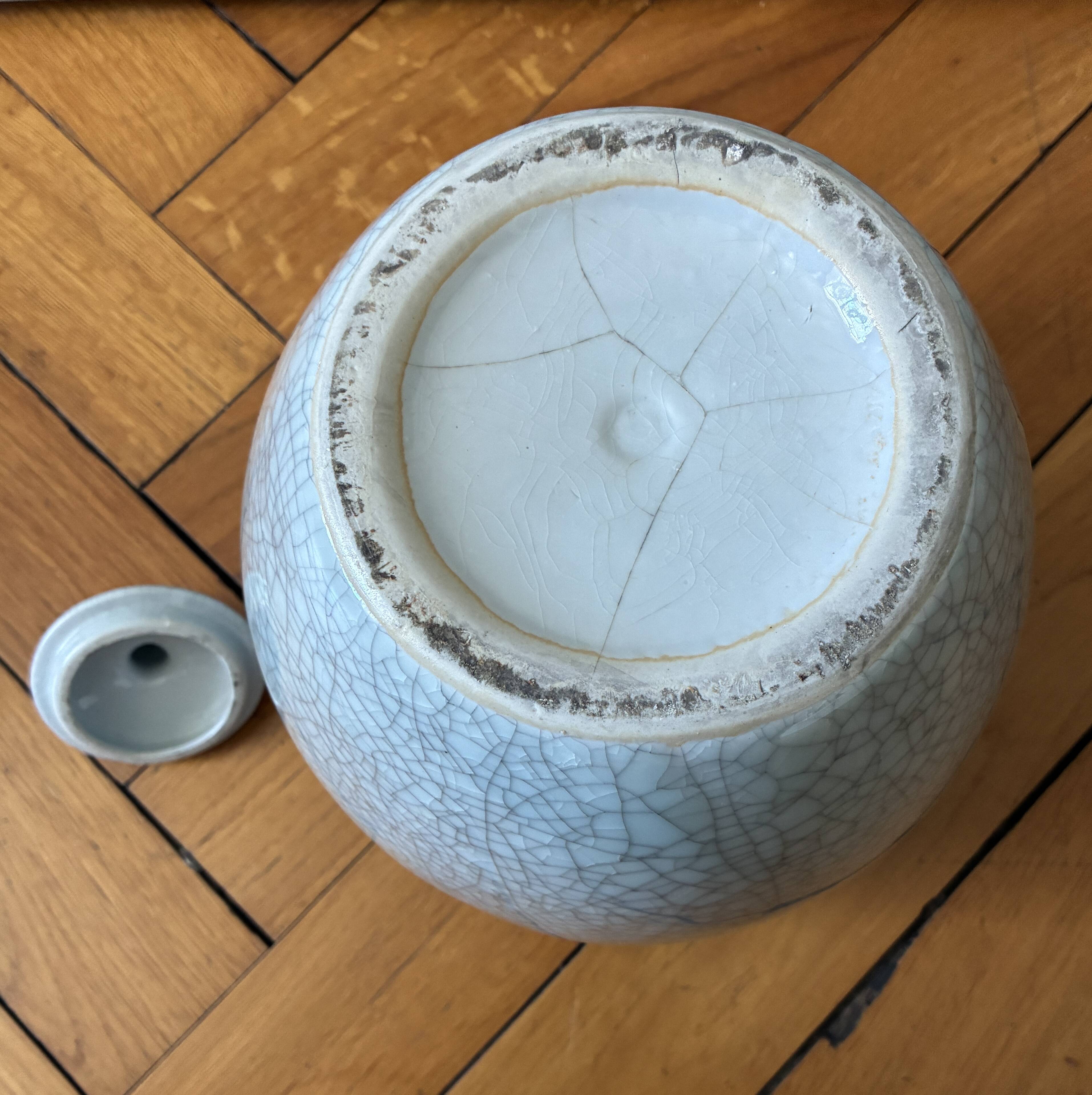 XL ceramic pot with crackle effect