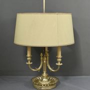 Large Bouillotte Lamp in Gilt Bronze, Louis XVI style – first half of the 20th century