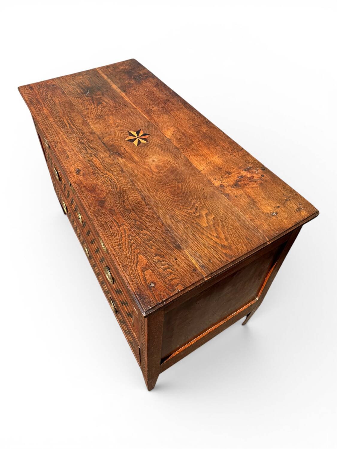 Louis XVI commode with marquetry featuring a design of precious wood cubes, 18th century.