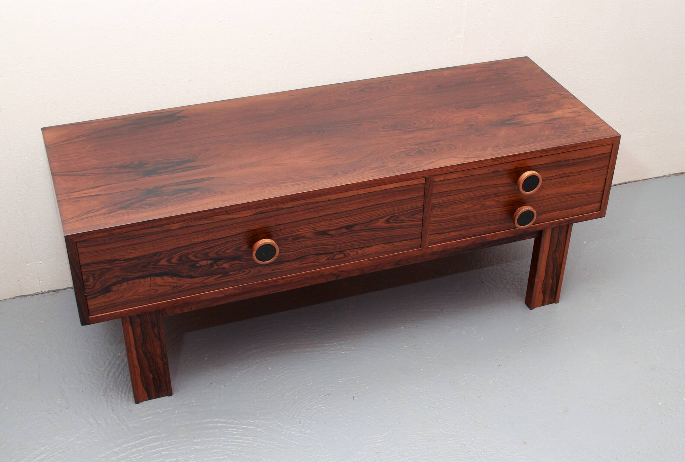 Commode des années 1970 en palissandre