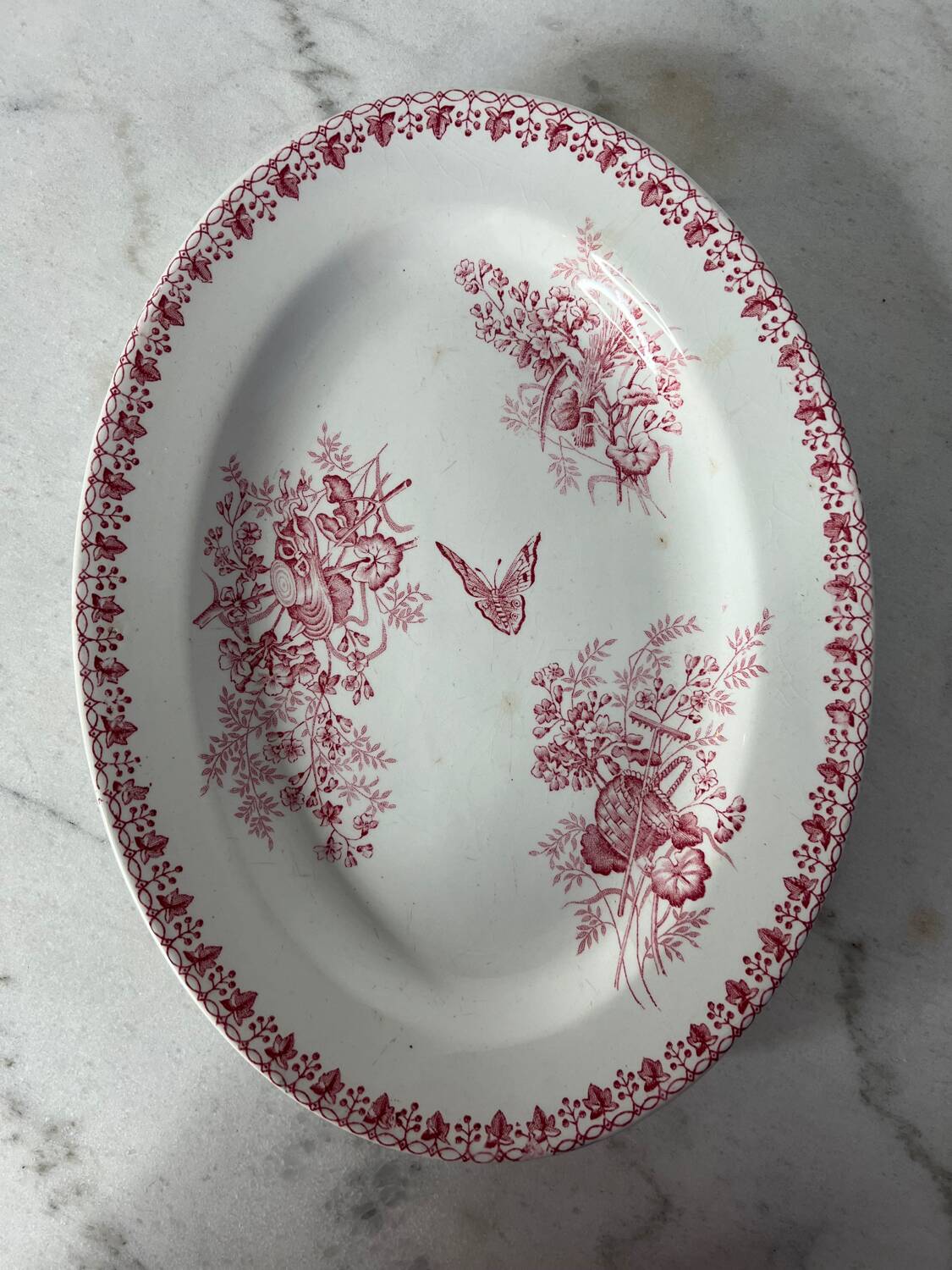 Onnaing Moisson iron earth oval presentation dish