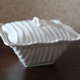 Small fruit bowl with porcelain lid