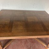 Renaissance-style solid oak table, 20th century.