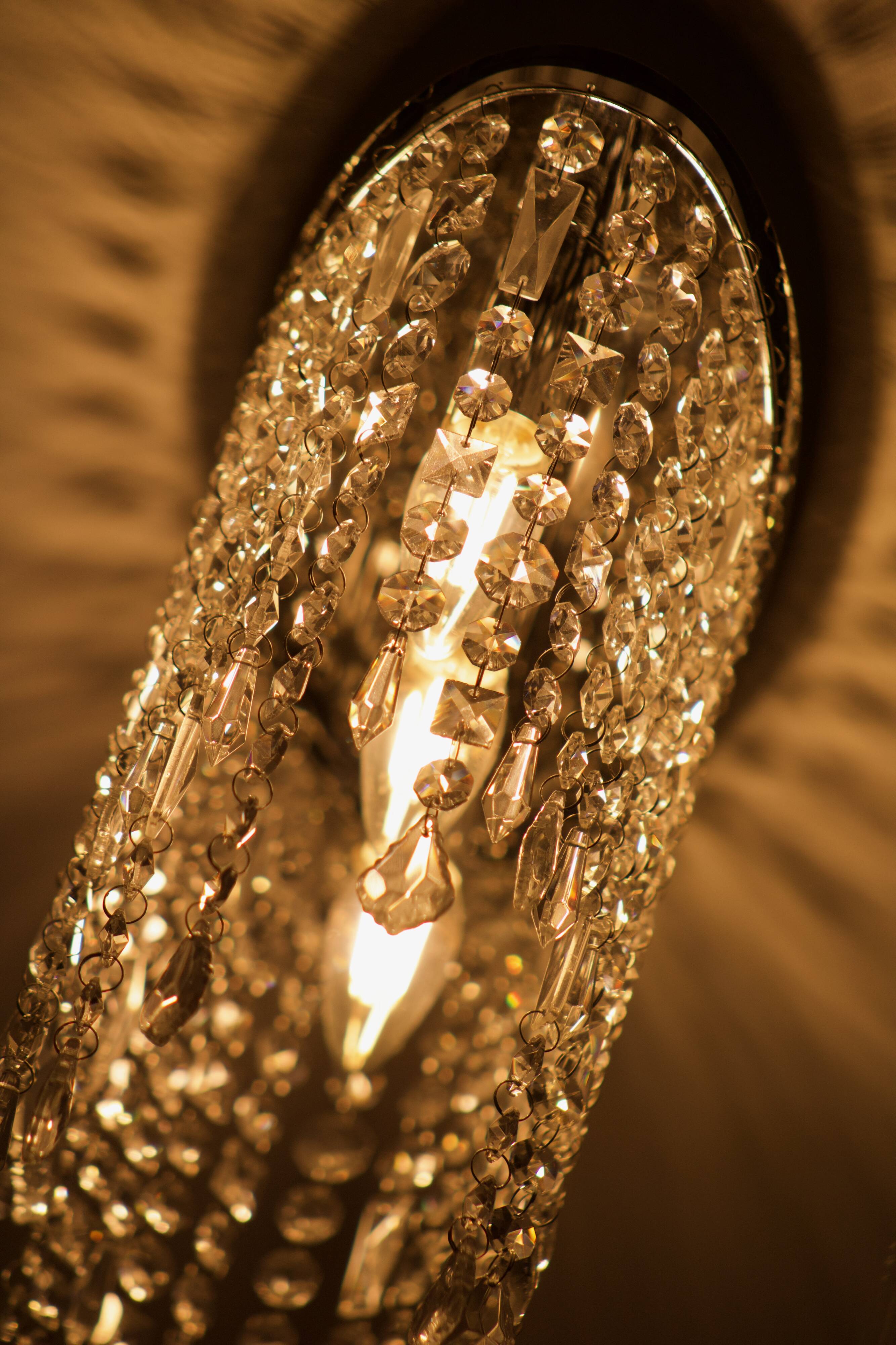 Minimalist glass fringe ceiling light