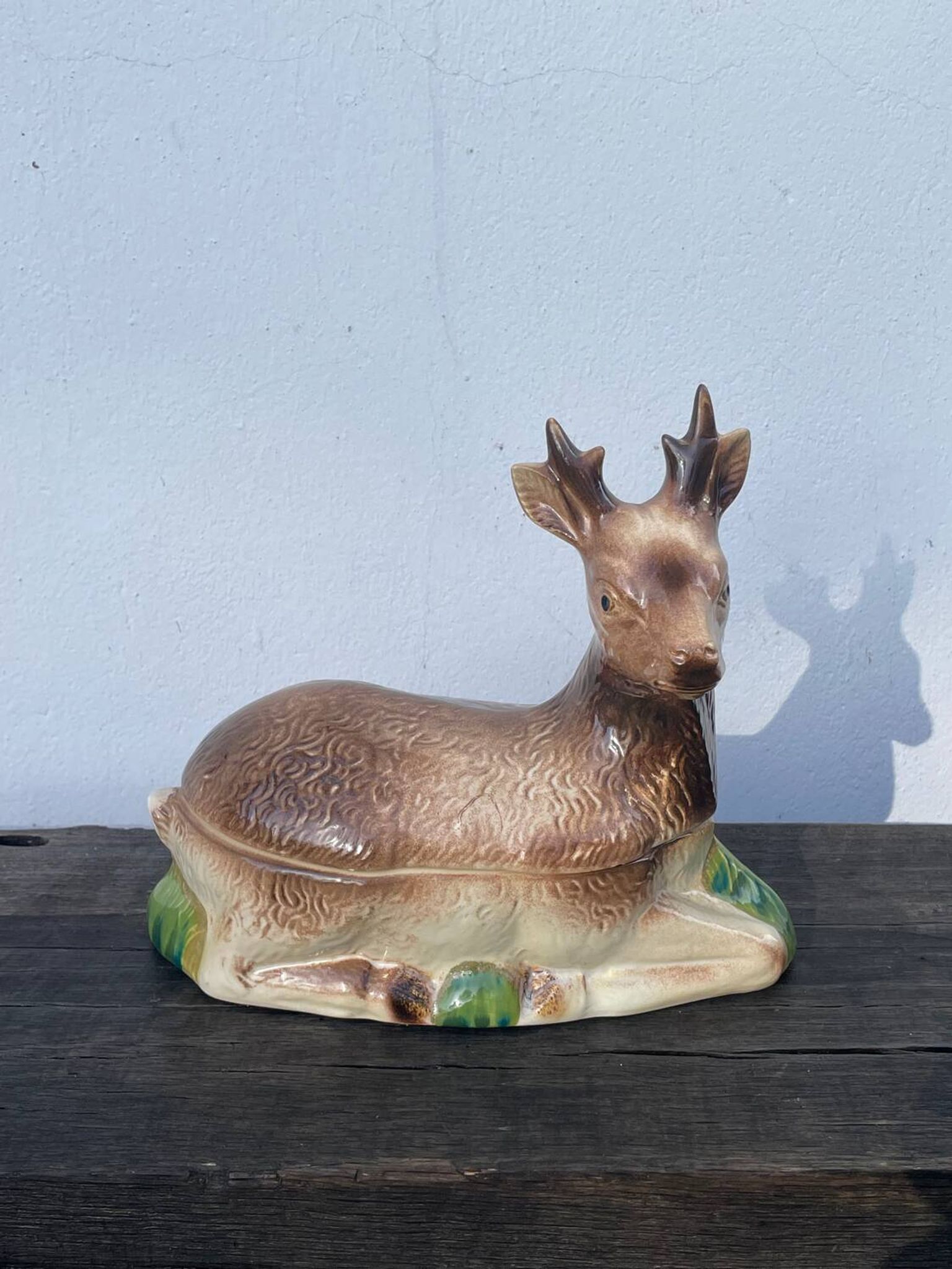 Cerf boîte céramique