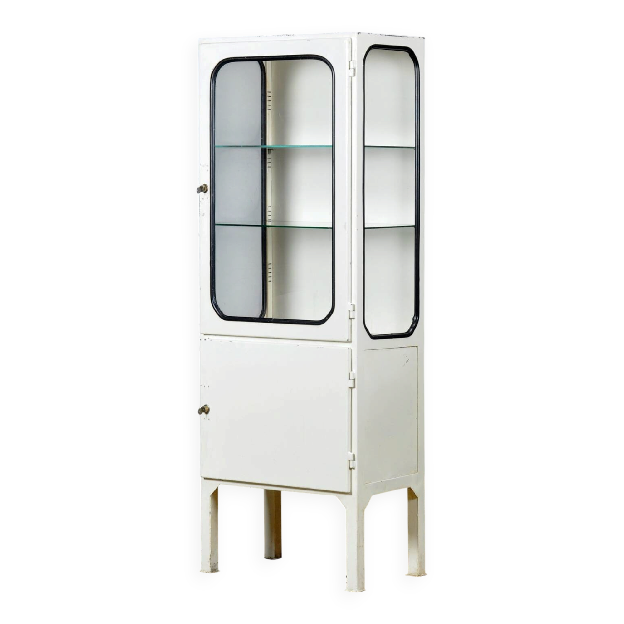 Vintage medicine cabinet, 1970s