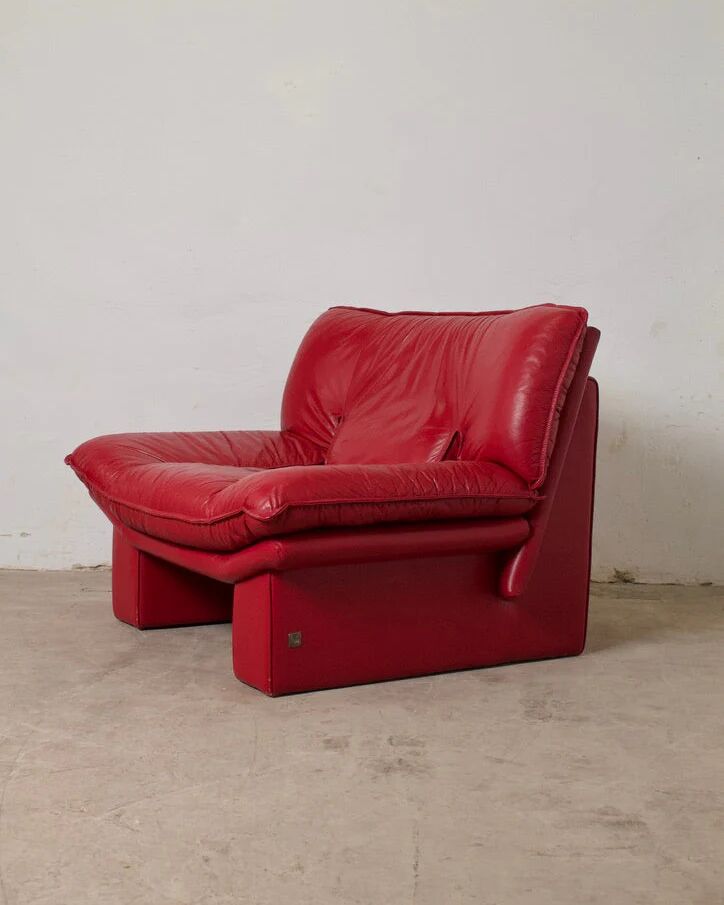 Vintage leather armchair "Ambassador", Nicoletti Salotti, Italy, 1980