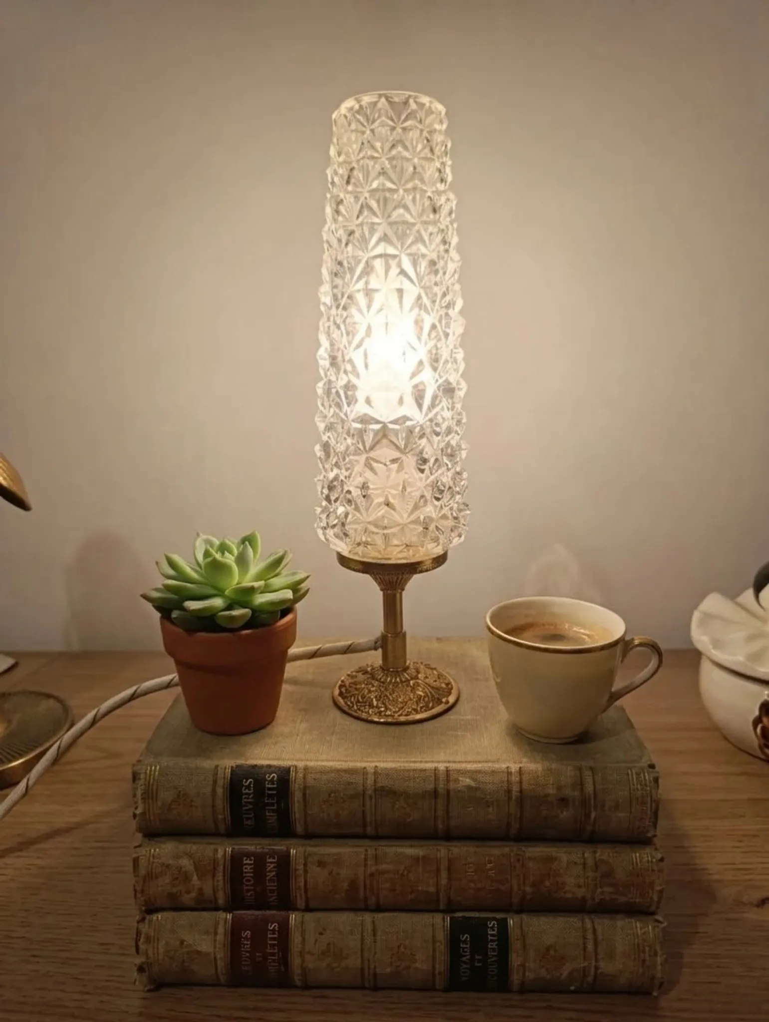 Retro chic art deco lamp, diamond tip & gilded brass
